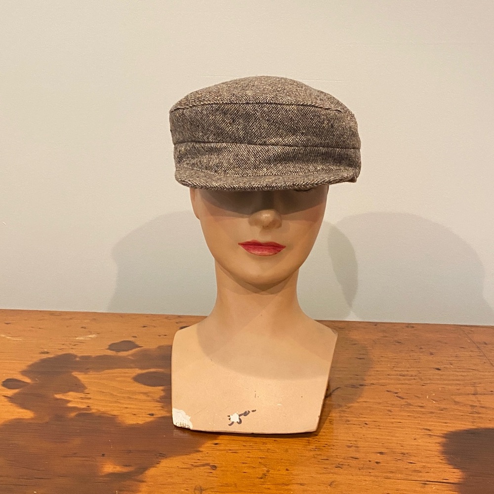 Classic Gray Men's Newsboy Cap